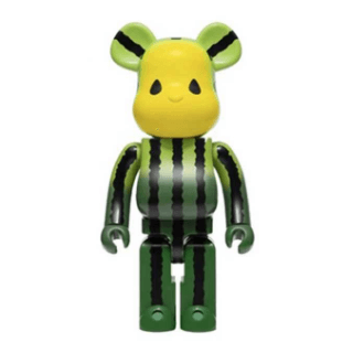 Bearbrick mit Louis Vuitton und Supreme Logo