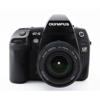 OLYMPUS E