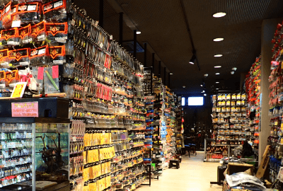 Anglers shop maniac's